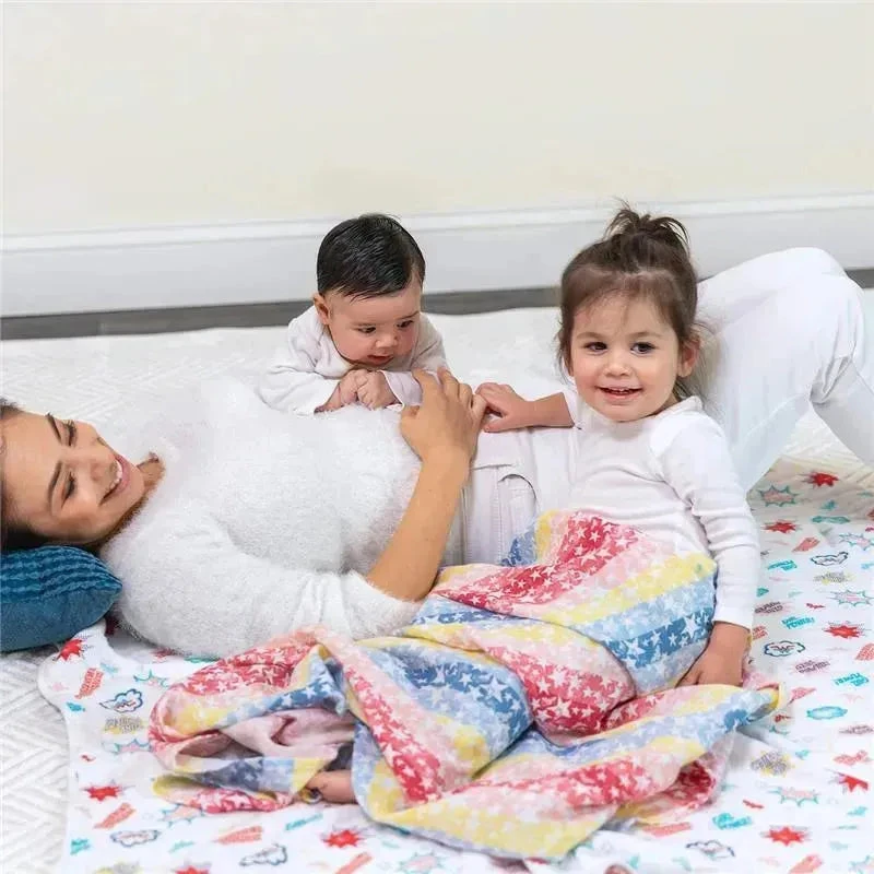 Aden + Anais Essentials Muslin Blanket Wonder Woman- Power Pop 6 Aden + Anais Essentials Muslin Blanket Wonder Woman- Power Pop - Image 4