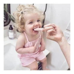 Ali + Oli - Baby Finger Toothbrush & Tongue Cleaner Oral Set, Ivory 15 Ali + Oli - Baby Finger Toothbrush & Tongue Cleaner Oral Set, Ivory -Macro Baby Store ali oli baby finger toothbrush tongue cleaner oral set ivory image 7