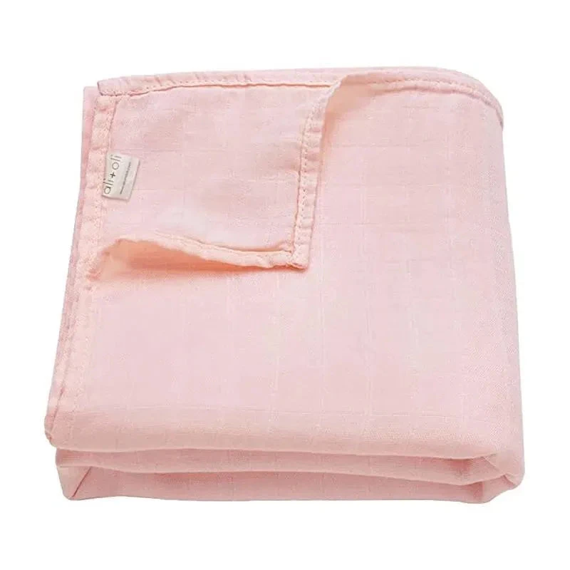 Ali + Oli Muslin Swaddle Blanket (Soft Pink) 3 Ali + Oli Muslin Swaddle Blanket (Soft Pink)