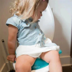 Bbluv Poti Toilet Seat For Potty Training, Aqua 7 Bbluv Poti Toilet Seat For Potty Training, Aqua -Macro Baby Store bbluv poti toilet seat for potty training aqua image 5