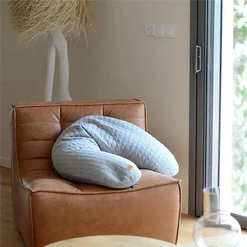 Beaba - Big Flopsy Pregnancy & Nursing Pillow, Heather Grey 4 Beaba - Big Flopsy Pregnancy & Nursing Pillow, Heather Grey - Image 2