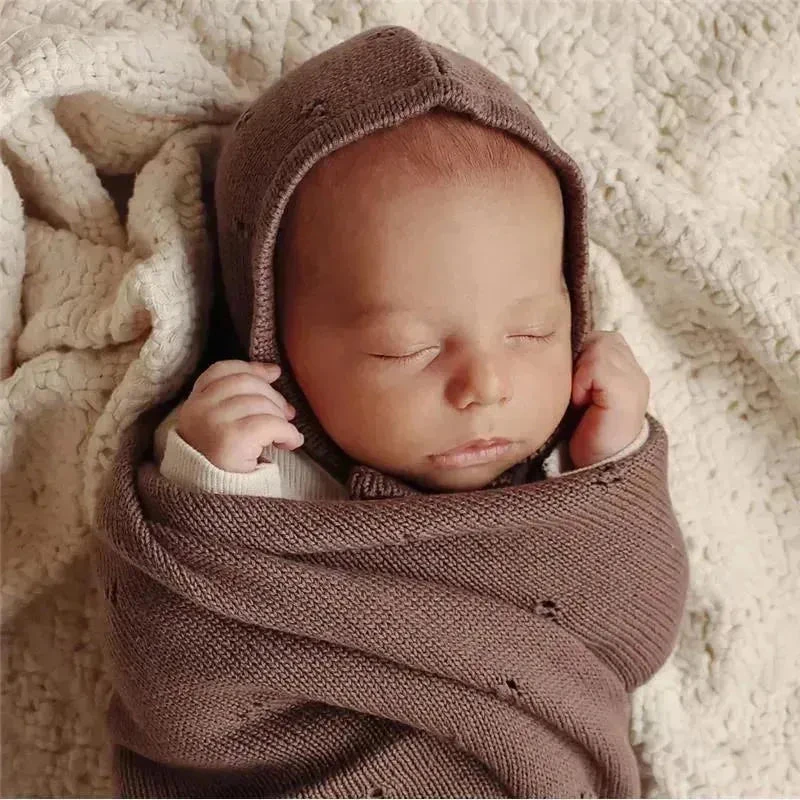 Bleu La La - 100% Organic Cotton Luxury Organic Blanket + Bonnet Hat Set, Blue 4 Bleu La La - 100% Organic Cotton Luxury Organic Blanket + Bonnet Hat Set, Blue - Image 2