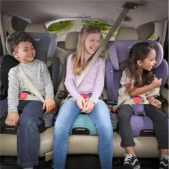 Britax - Highpoint 2-Stage Belt Positioning Booster Car Seat, Gray Ombre 13 Britax - Highpoint 2-Stage Belt Positioning Booster Car Seat, Gray Ombre -Macro Baby Store britax highpoint 2 stage belt positioning booster car seat gray ombre image 5