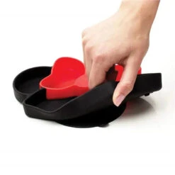 Bumkins - Minnie Mouse Silicone Grip Dish -Macro Baby Store bumkins minnie mouse silicone grip dish image 13