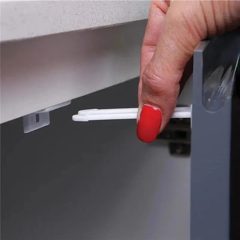 Dreambaby - 2Pk Twin Pin Latches, White 3 Dreambaby - 2Pk Twin Pin Latches, White