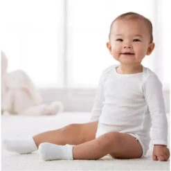 Gerber - 6Pk Terry Wiggle Proof Socks, 0/3M, White -Macro Baby Store gerber 6pk terry wiggle proof socks 0 3m white image 3