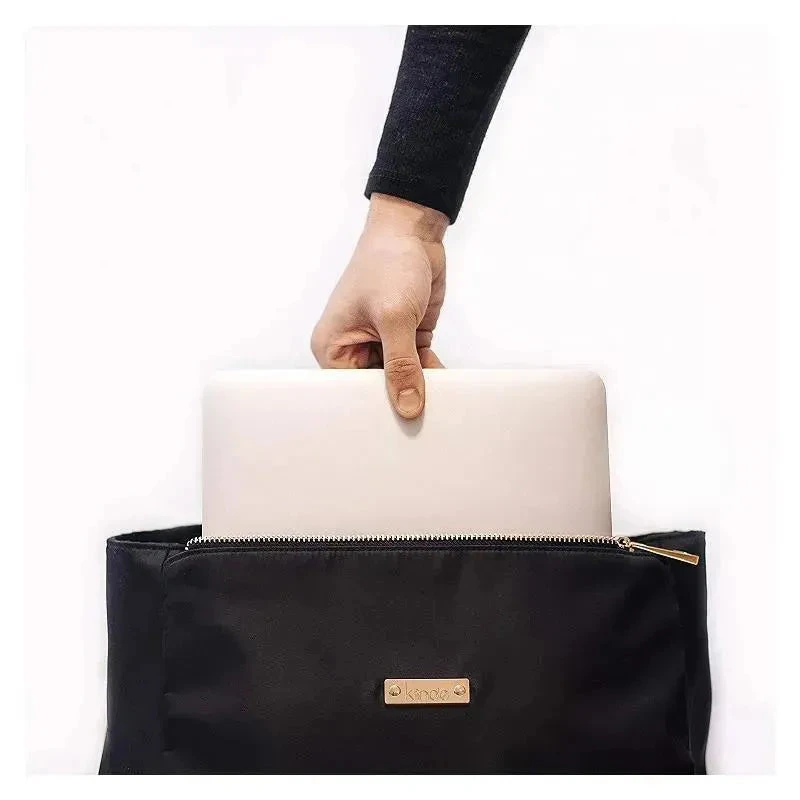 Kiinde Black & Elegant Breast Pump Bag 6 Kiinde Black & Elegant Breast Pump Bag - Image 4