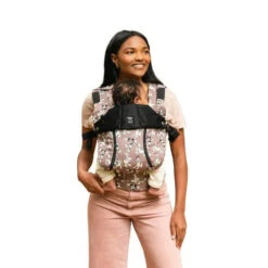 Líllé Baby - Complete All Seasons Ergonomic 6-in-1 Baby Carrier, Disney's Mickey & Friend's Jamboree 13 Líllé Baby - Complete All Seasons Ergonomic 6-in-1 Baby Carrier, Disney's Mickey & Friend's Jamboree -Macro Baby Store lille baby complete all seasons ergonomic 6 in 1 baby carrier disneys mickey friends jamboree image 3