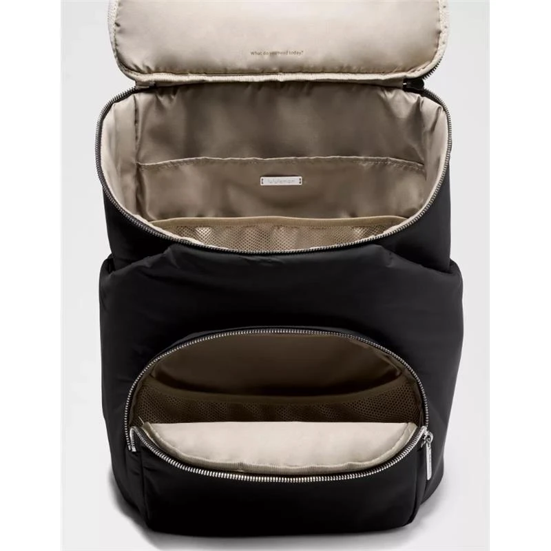 Lululemon - New Parent Backpack 17L - Black/Sheer Oak 10 Lululemon - New Parent Backpack 17L - Black/Sheer Oak - Image 8