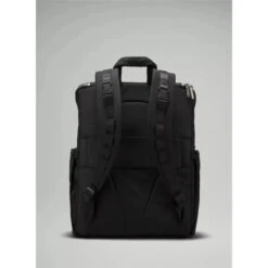 Lululemon - New Parent Backpack 17L, Black/Silver Drop -Macro Baby Store lululemon new parent backpack 17l black silver drop image 4