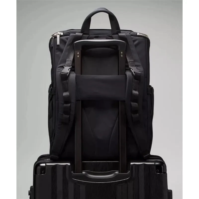 Lululemon - New Parent Backpack 17L, Black/Trench 12 Lululemon - New Parent Backpack 17L, Black/Trench - Image 10