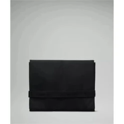 Lululemon - New Parent Tote Bag 20L - Black/Silver Drop 16 Lululemon - New Parent Tote Bag 20L - Black/Silver Drop -Macro Baby Store lululemon new parent tote bag 20l black silver drop image 7