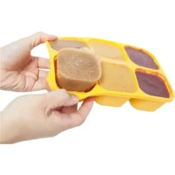 Marcus & Marcus - Food Cube Tray, Lola (2oz X 6) 9 Marcus & Marcus - Food Cube Tray, Lola (2oz X 6) -Macro Baby Store marcus marcus food cube tray lola 2oz x 6 image 3