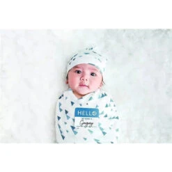 Mary Meyer - Lulujo Hello World Hat & Swaddle Set, Navy Triangles 13 Mary Meyer - Lulujo Hello World Hat & Swaddle Set, Navy Triangles -Macro Baby Store mary meyer lulujo hello world hat swaddle set navy triangles image 11