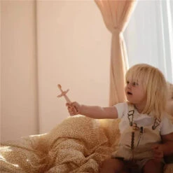 Mushie - Flower Toddler Training Toothbrush, Blush 8 Mushie - Flower Toddler Training Toothbrush, Blush -Macro Baby Store mushie flower toddler training toothbrush blush image 5