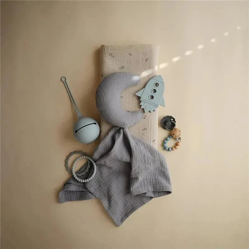 Mushie Lovely Blanket Moon Lovey - Tradewinds Blue 4 Mushie Lovely Blanket Moon Lovey - Tradewinds Blue - Image 2