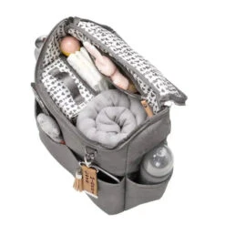 Petunia - Method Diaper Bag Backpack Disney, Love Mickey Mouse 12 Petunia - Method Diaper Bag Backpack Disney, Love Mickey Mouse -Macro Baby Store petunia method backpack love mickey mouse image 7