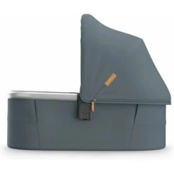 Uppababy - Bassinet V3 Callum (Stone Blue/Silver Frame) 8 Uppababy - Bassinet V3 Callum (Stone Blue/Silver Frame) -Macro Baby Store uppababy bassinet v3 callum stone blue silver frame image 3