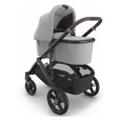 Uppababy - Bassinet V3, Savannah (Pearl Gray Jacquard/Carbon Frame) 9 Uppababy - Bassinet V3, Savannah (Pearl Gray Jacquard/Carbon Frame) -Macro Baby Store uppababy bassinet v3 savannah pearl gray jacquard carbon frame image 4